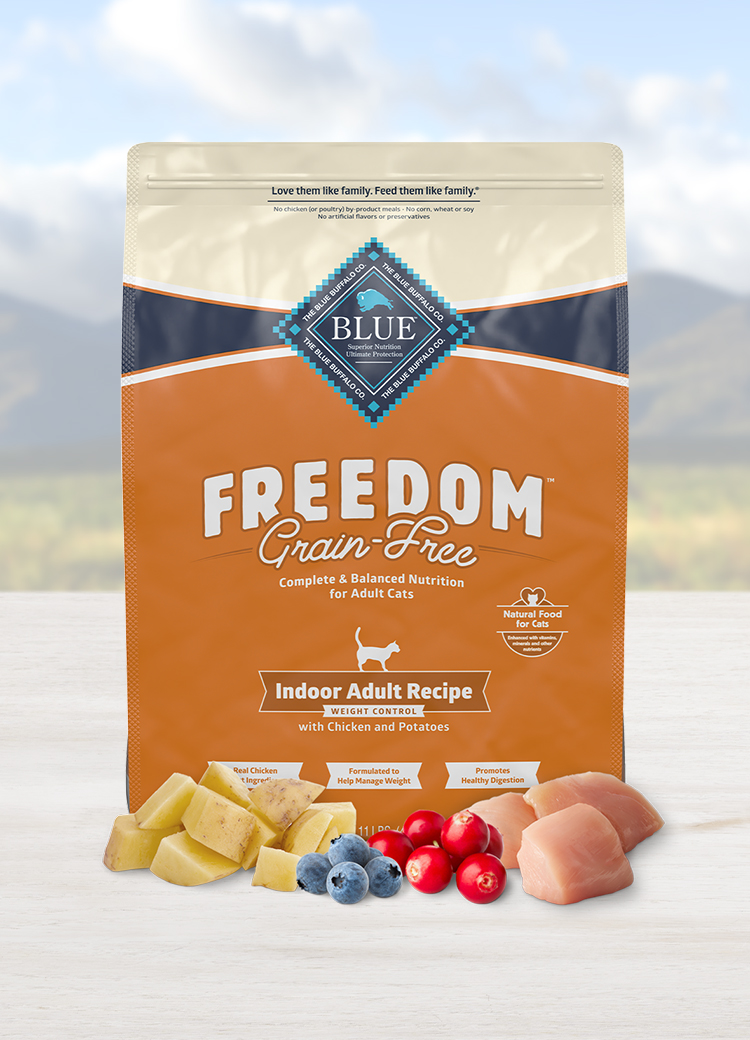 BLUE Freedom Dry Cat Food Indoor Weight Control Chicken Recipe