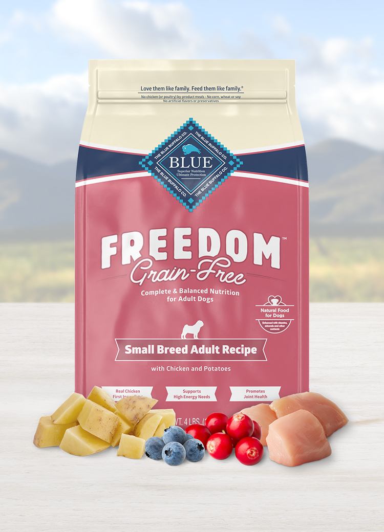 BLUE Freedom Dry Dog Food Grain Free Chicken Recipe Blue Buffalo